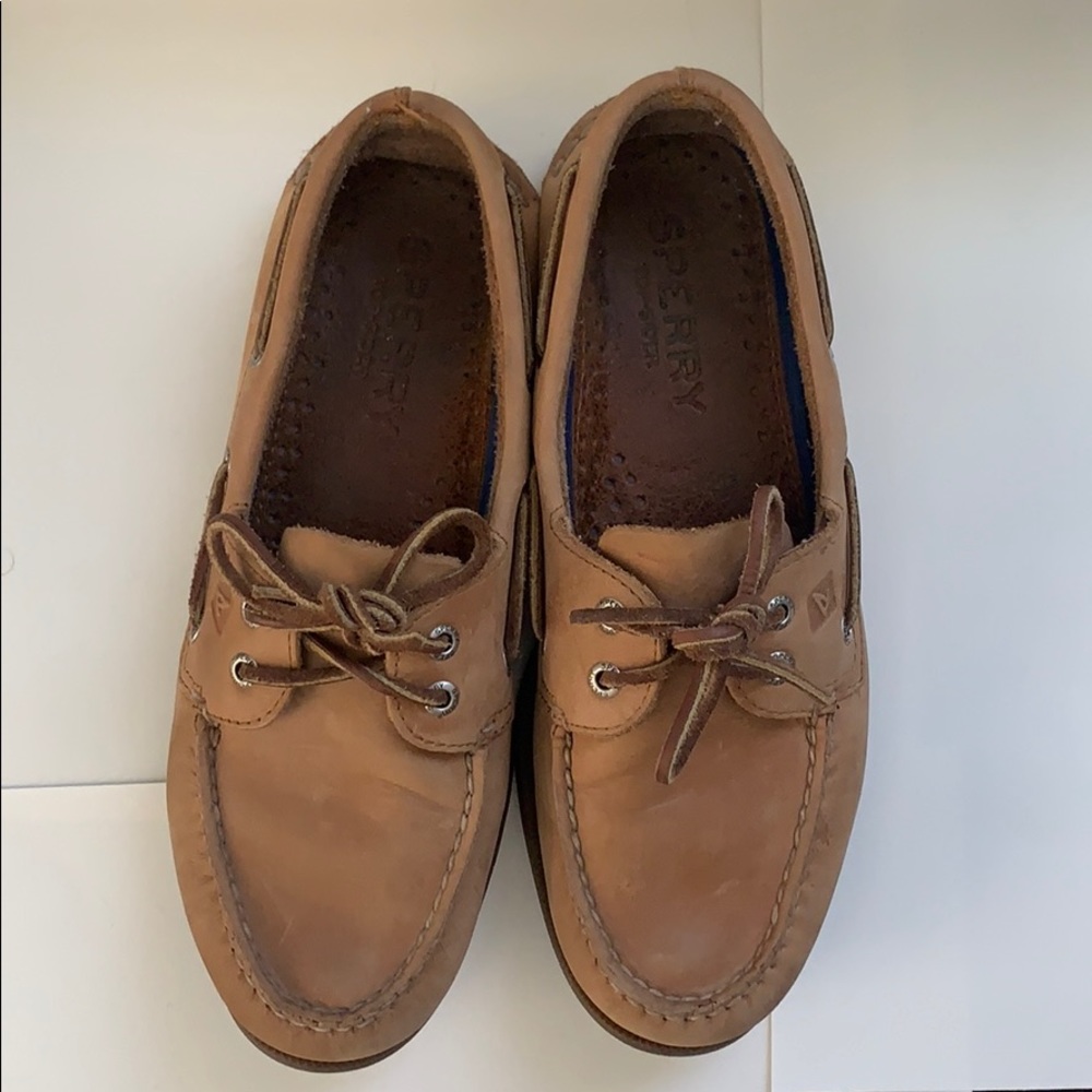 Sperry boat shoes